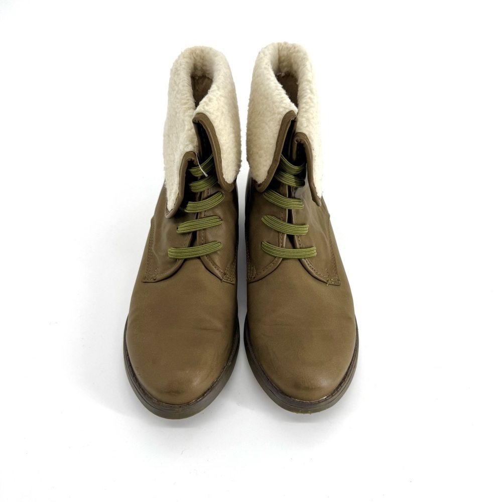 Olive Street Women’s Faux Shearling Lace Up Boots in Olive  Green Size 7 - Picture 2 of 6
